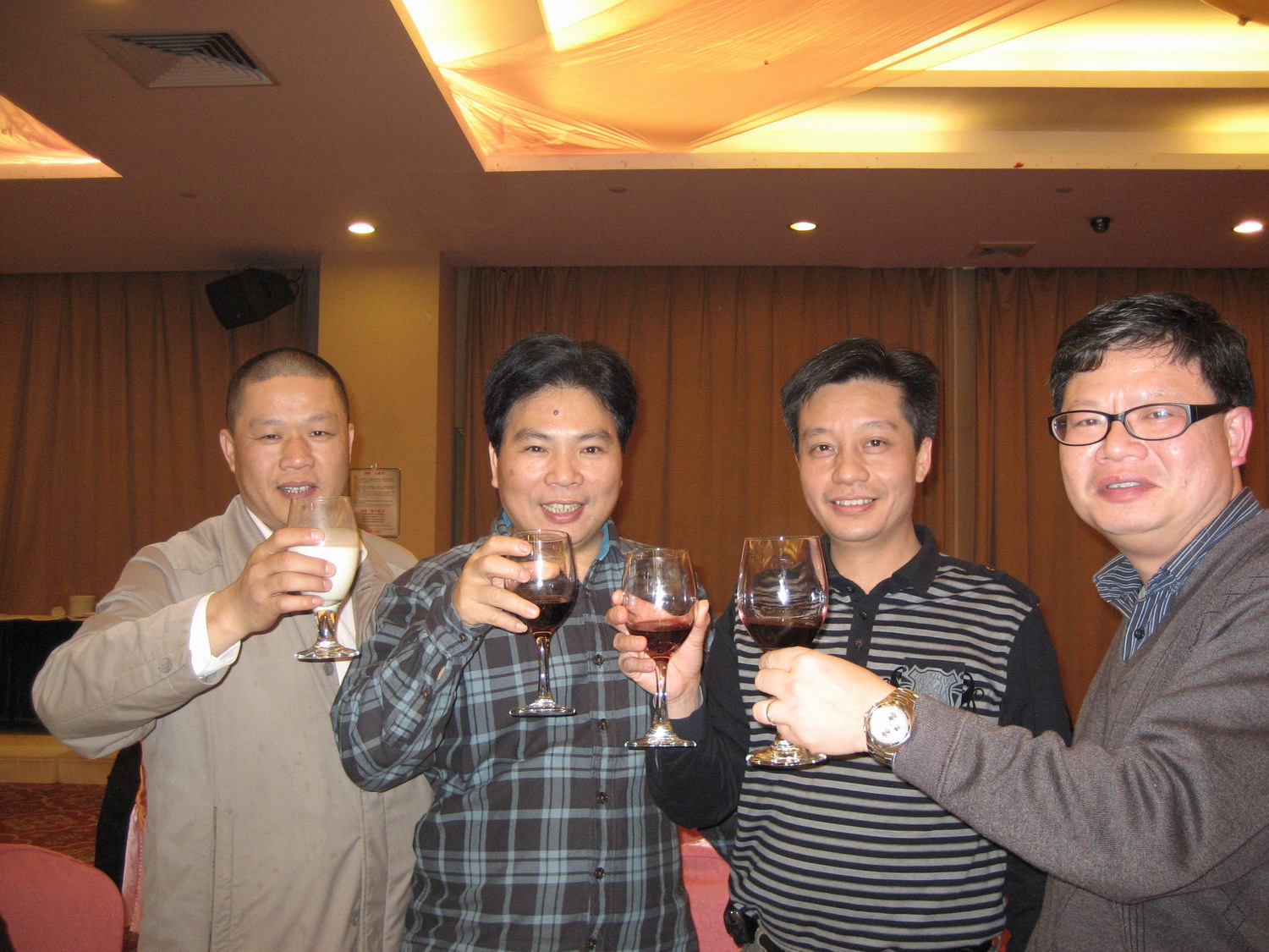 1574324515769127.jpg 1574324515769127.jpg